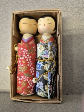 Vimtage Hand Crafted Japanese Kokeshi Scroll Dolls